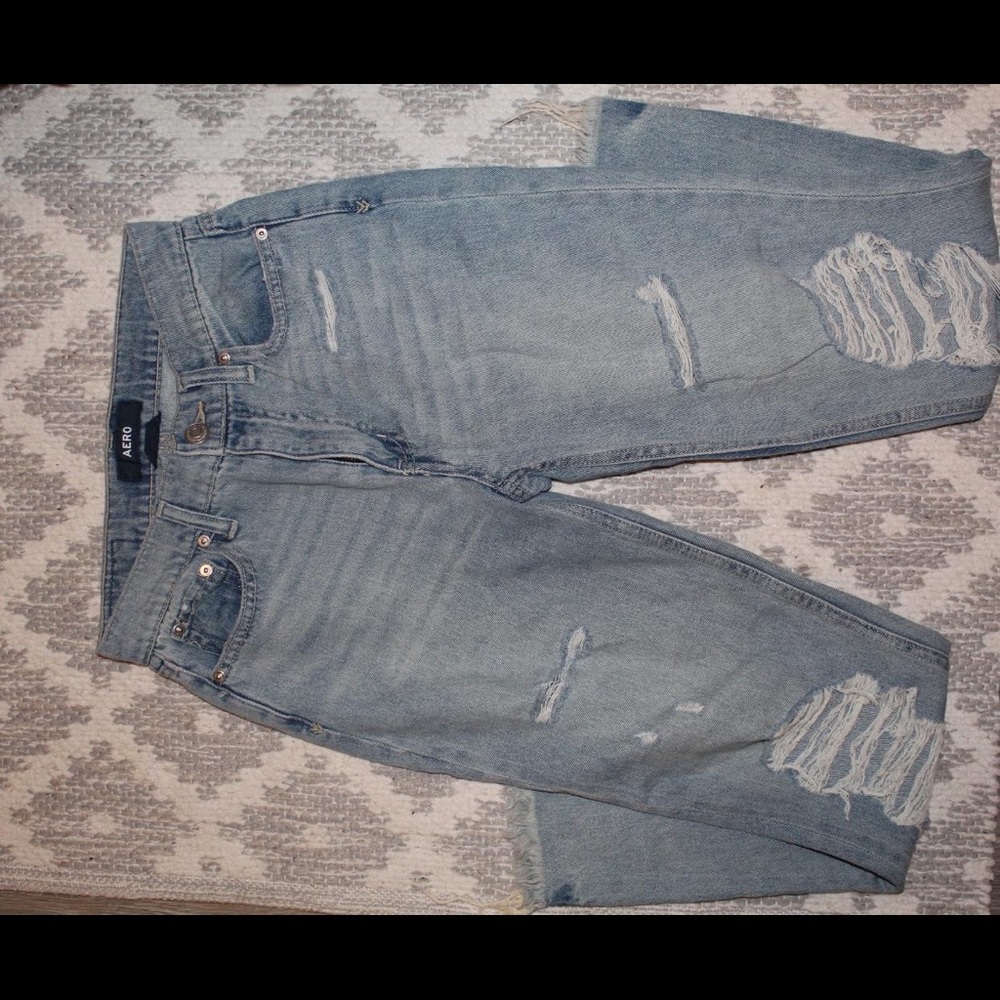 Aero Distressed Boyfriend Jeans NEW WITHOUT TAGS